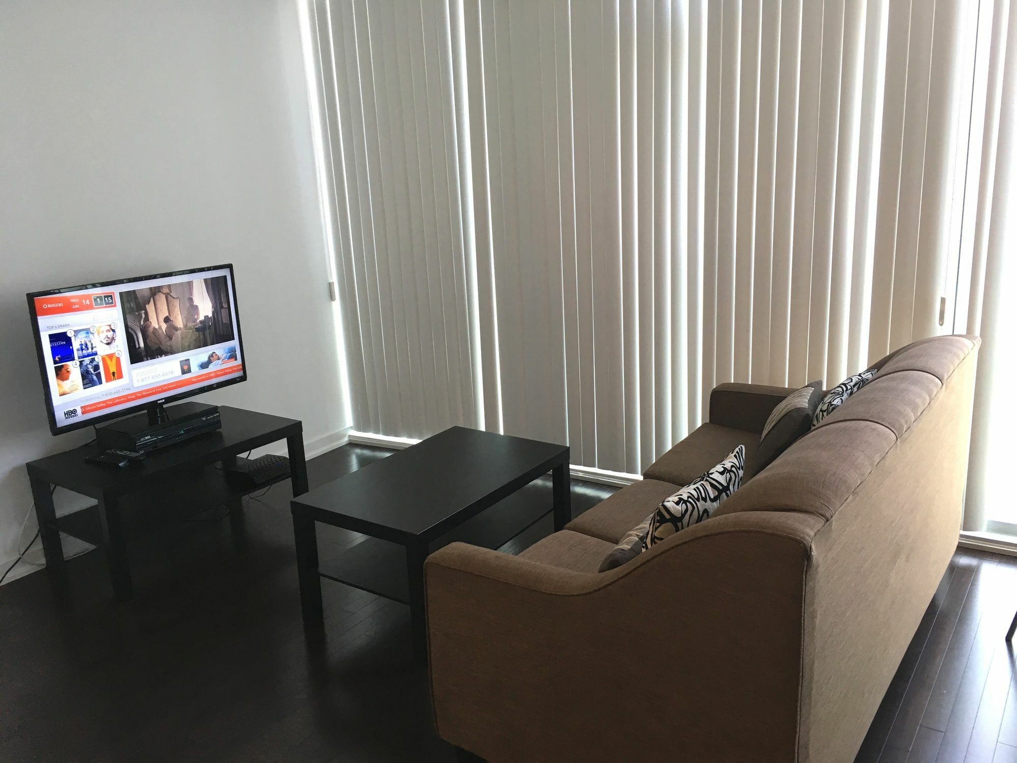 Trinity Suites - Condo On York Street Toronto Eksteriør bilde